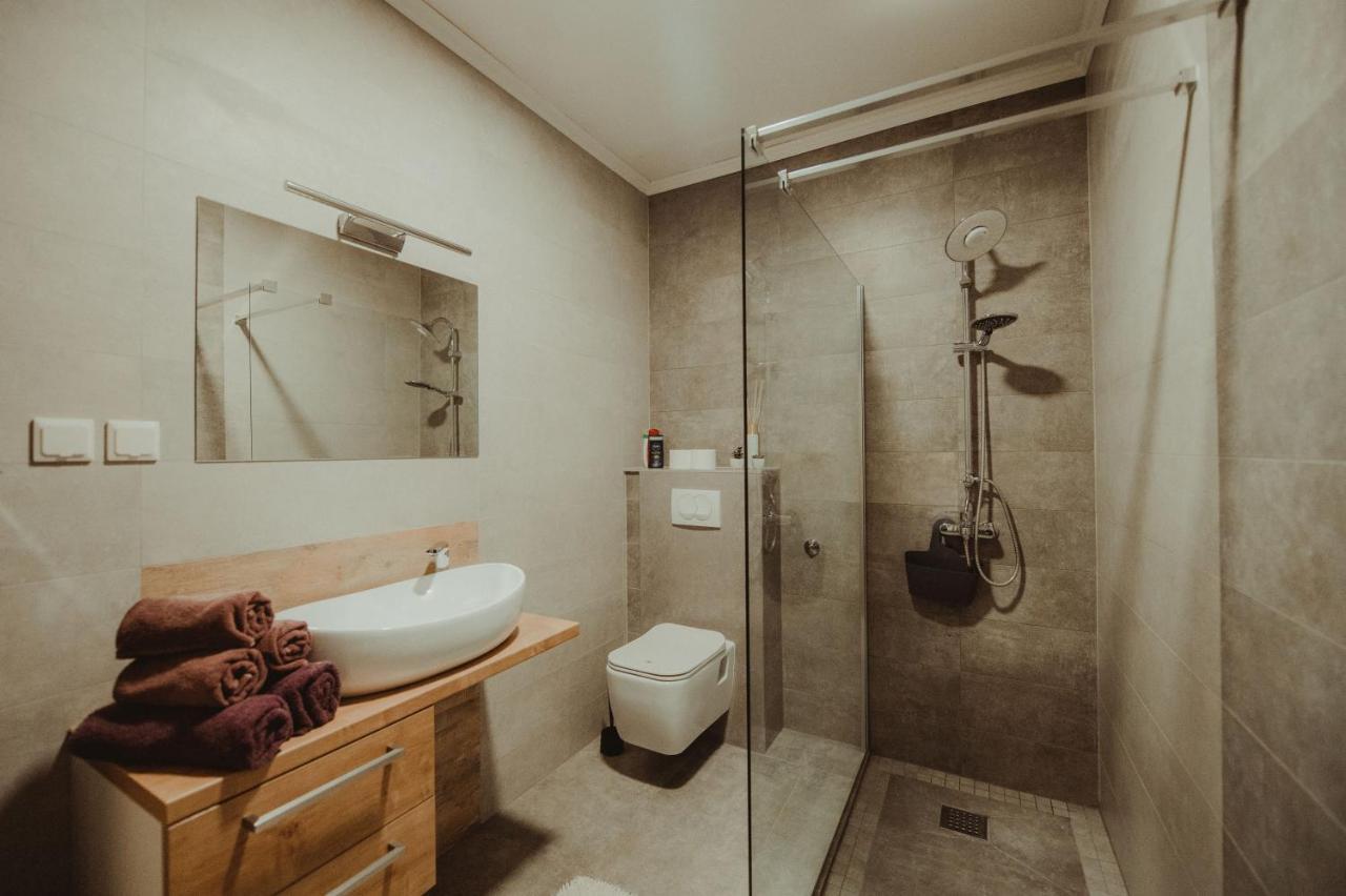 Apartman Lovric Ðakovo Екстериор снимка